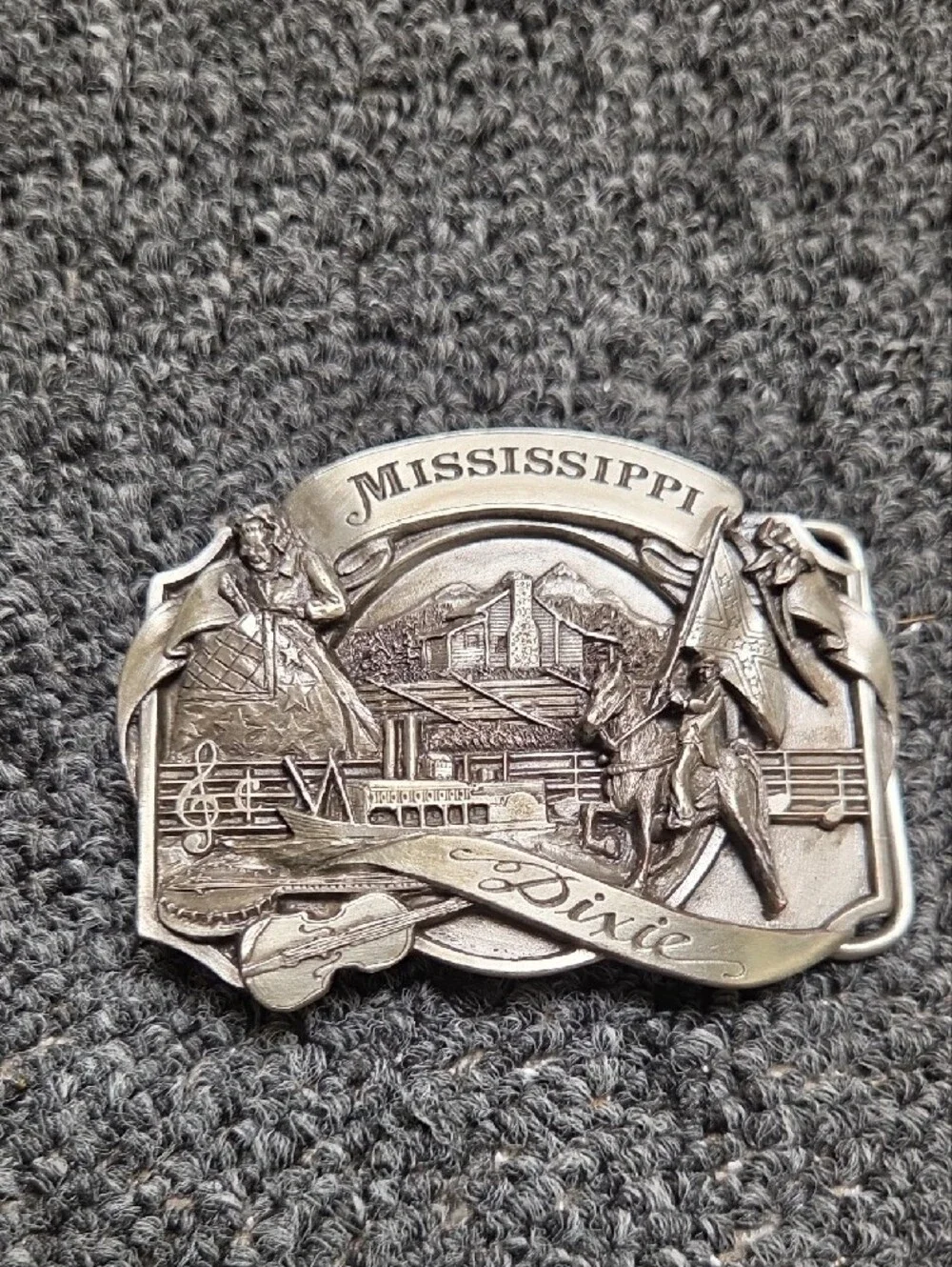 Mississippi Dixie Silver-Tone Belt Buckle